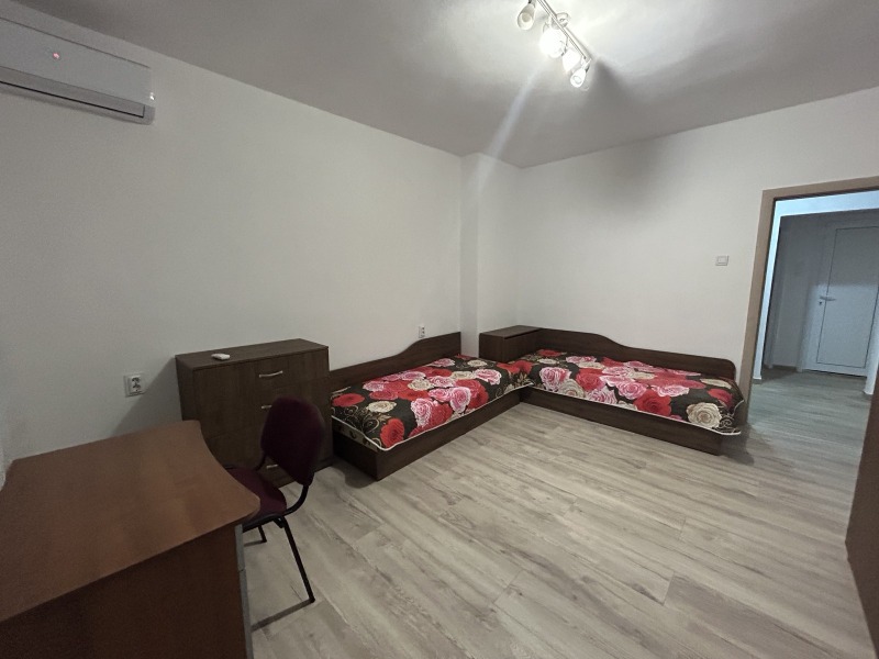 Дава под наем  3-стаен град Велико Търново , Център , 100 кв.м | 95955662 - изображение [7]