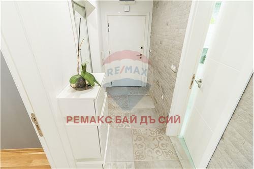 Издаје се  3+ спаваћа соба Варна , Бриз , 160 м2 | 87030693 - слика [12]