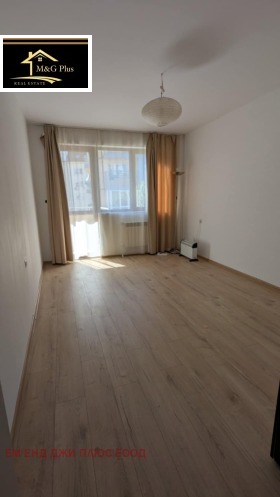 1 soverom Krasno selo, Sofia 2