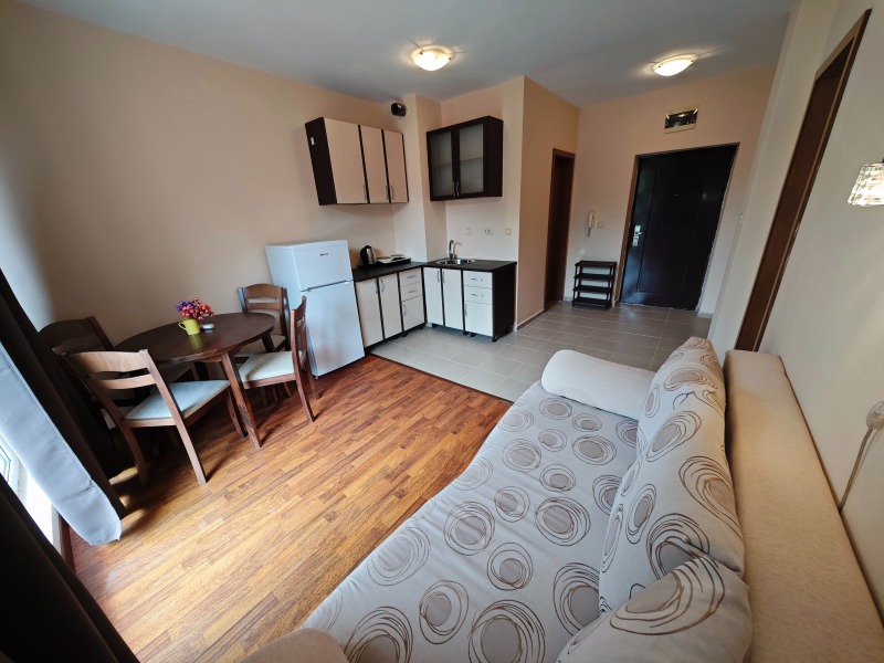 Издаје се  1 спаваћа соба регион Бургас , к.к. Сланчев брјаг , 51 м2 | 10003701 - слика [2]