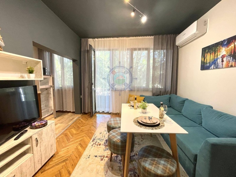 В аренду  1 спальня Варна , Център , 55 кв.м | 96144381