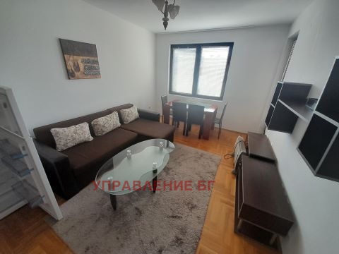 Da affittare  1 camera da letto Sofia , Oborishte , 70 mq | 61043324