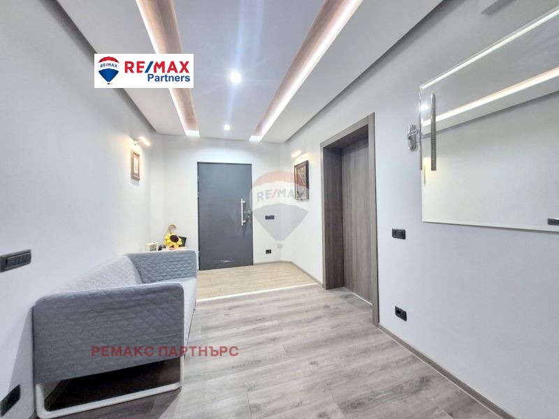 Дава под наем  3-стаен град Варна , Бриз , 160 кв.м | 61975398 - изображение [16]