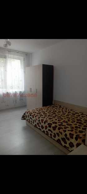 2 Schlafzimmer Zweten kwartal, Warna