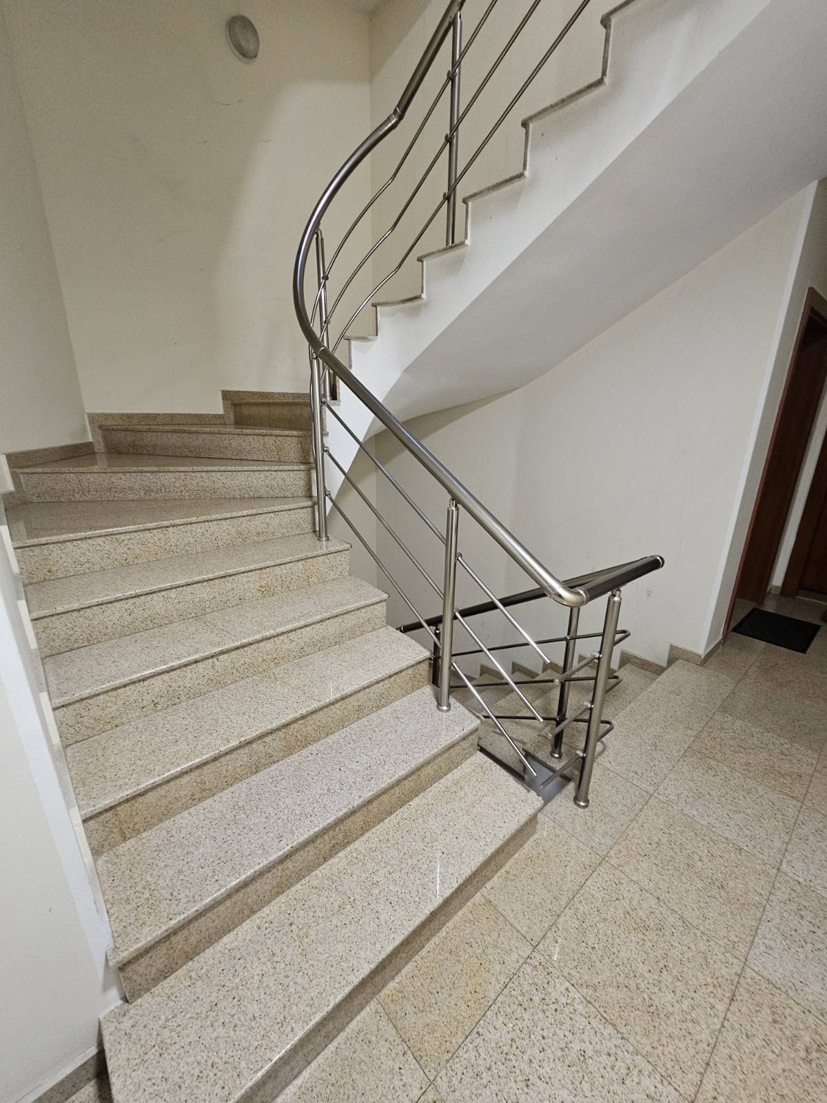 ���� ��� ���� 2-����� | Imot.bg � ����������� 11