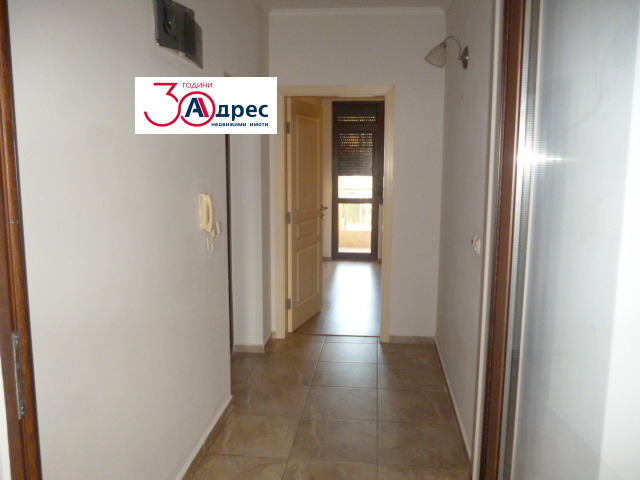 Дава под наем 4-СТАЕН, гр. Добрич, Свети Георги, снимка 9 - Апартаменти - 52747419