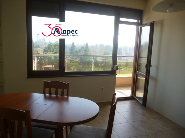 Дава под наем 4-СТАЕН, гр. Добрич, Свети Георги, снимка 5 - Апартаменти - 52747419