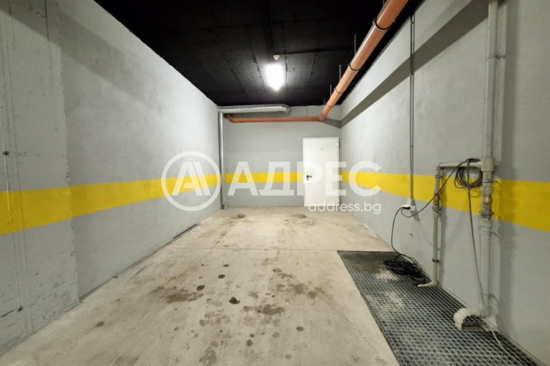 Издаје се  1 спаваћа соба Софија , Лозенец , 70 м2 | 84540531 - слика [17]