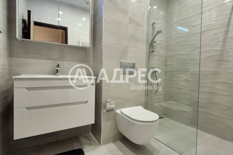 Издаје се  1 спаваћа соба Софија , Лозенец , 70 м2 | 84540531 - слика [12]