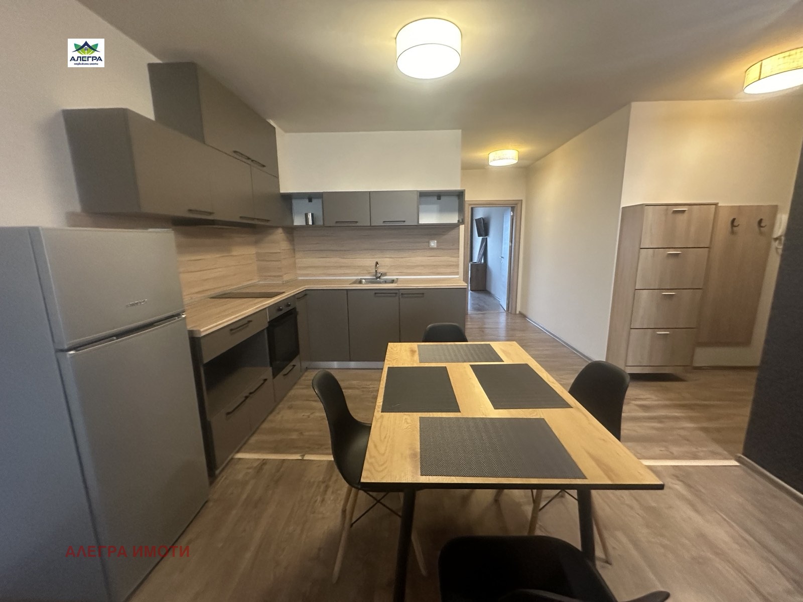 Дава под наем  2-стаен град Пазарджик , Руски , 75 кв.м | 54243040