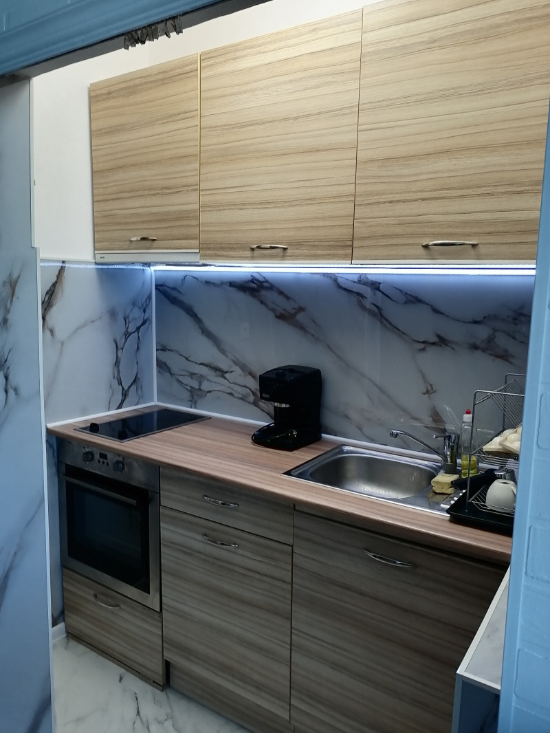 Издаје се  1 спаваћа соба Софија , Лјулин 5 , 50 м2 | 71651385