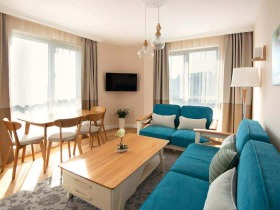 3 Schlafzimmer Zentar, Warna