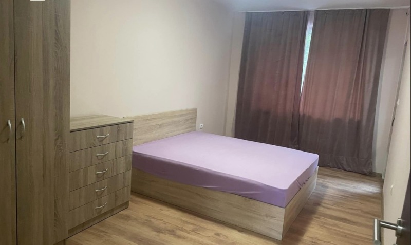 De inchiriat  2 dormitoare Velico Târnovo , Țentâr , 110 mp | 79559717 - imagine [8]