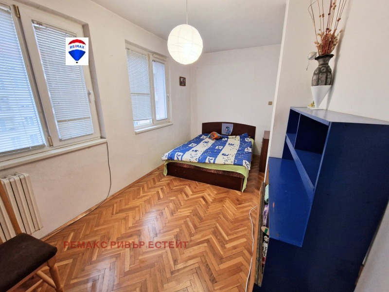 Дава под наем  3-стаен град Русе , Ялта , 95 кв.м | 99263933 - изображение [11]