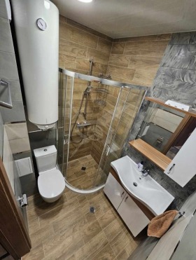 1 soverom Pobeda, Varna 6