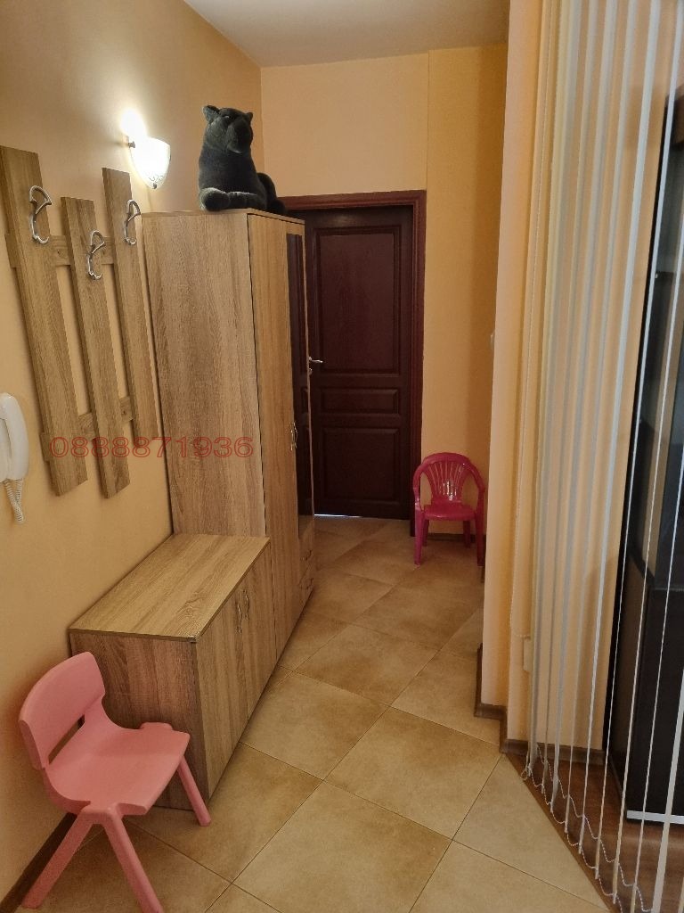 Дава под наем 2-СТАЕН, гр. Пазарджик, Идеален център, снимка 2 - Апартаменти - 53687149