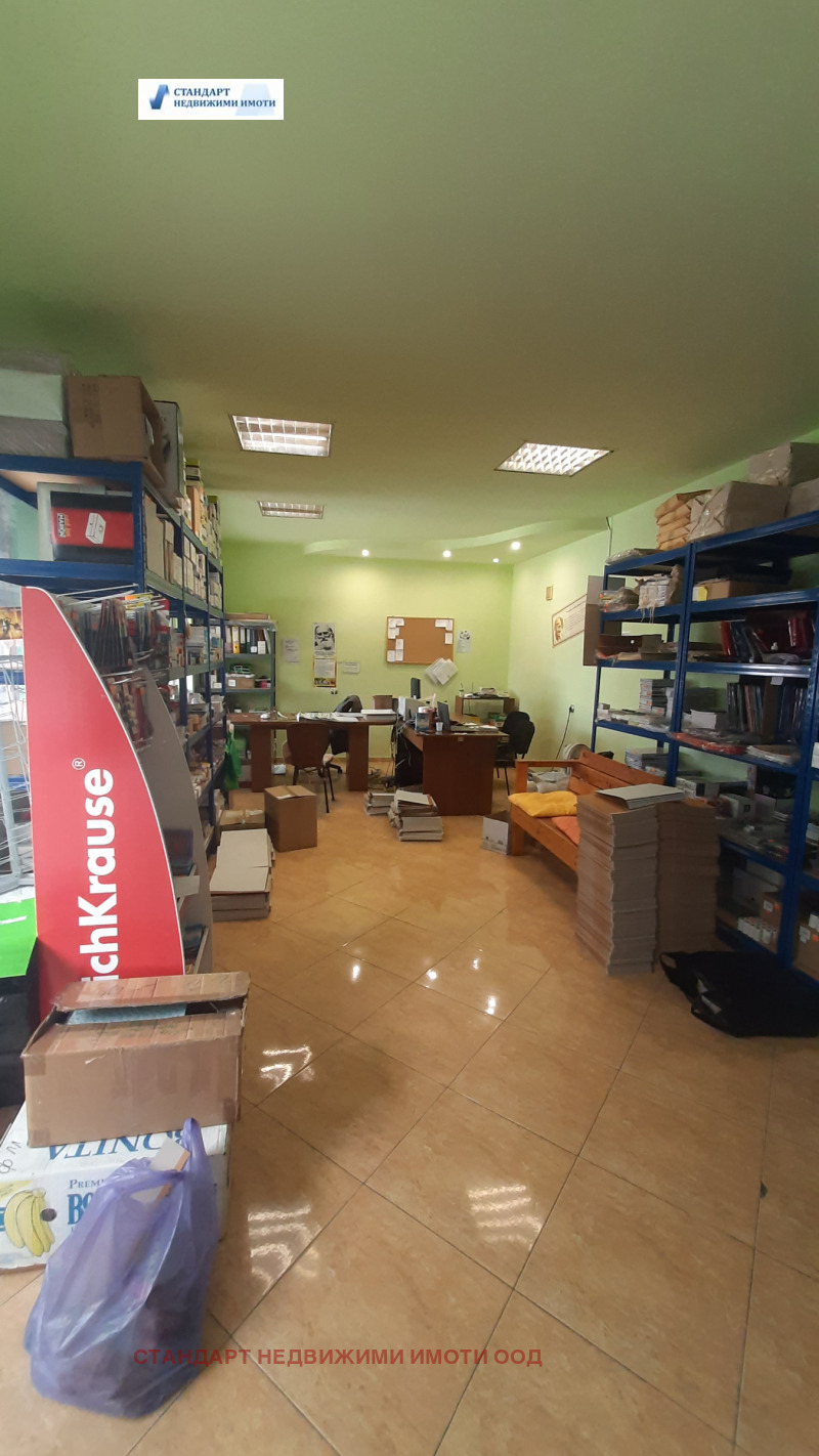K pronájmu  Úložný prostor Plovdiv , Karšijaka , 100 m2 | 79051588
