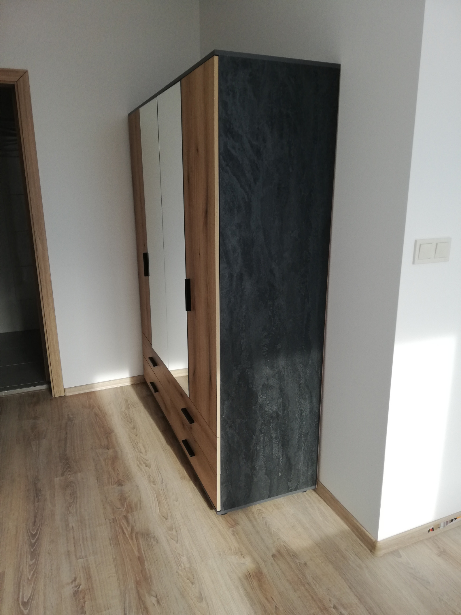 Дава под наем 2-СТАЕН, гр. София, Гоце Делчев, снимка 4 - Апартаменти - 53644193