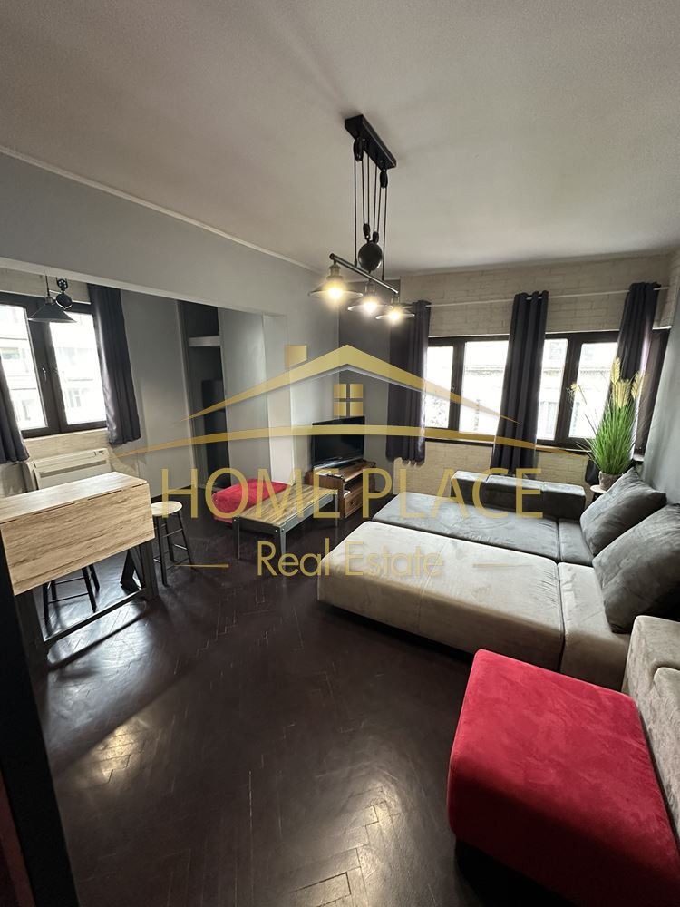 Para alugar  Estúdio Varna , VINS-Tcherven plochtchad , 30 m² | 55081079