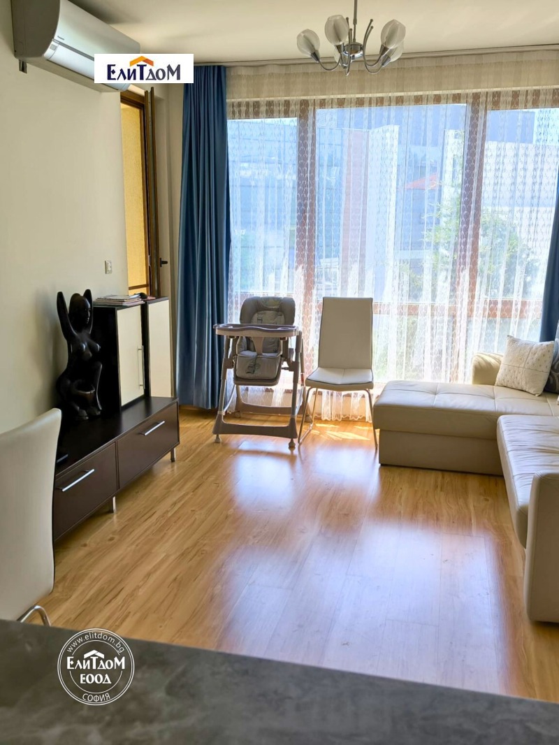 De inchiriat  1 dormitor Varna , m-t Dolna Traca , 55 mp | 90927003