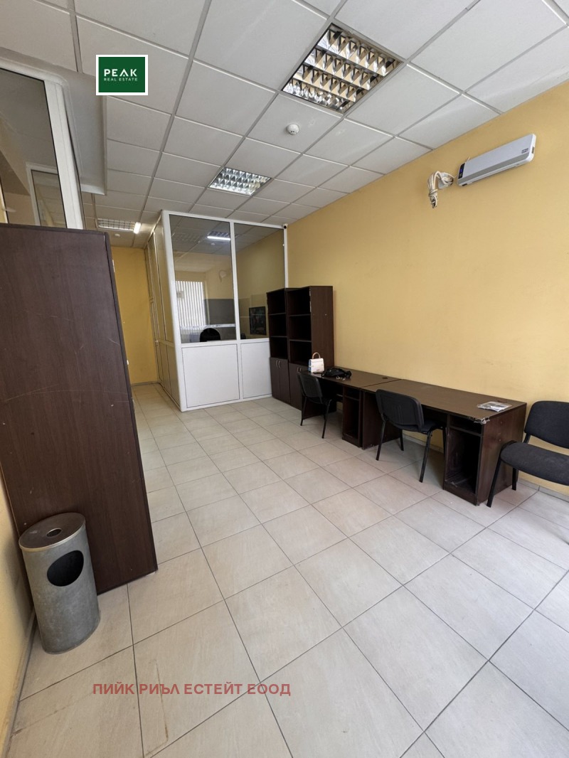 Til leje  Kontor Sofia , Triagalnika , 44 kvm | 99618021