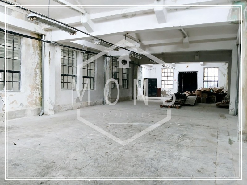 For Rent  Storage region Gabrovo , Sevlievo , 1900 sq.m | 35317378 - image [4]