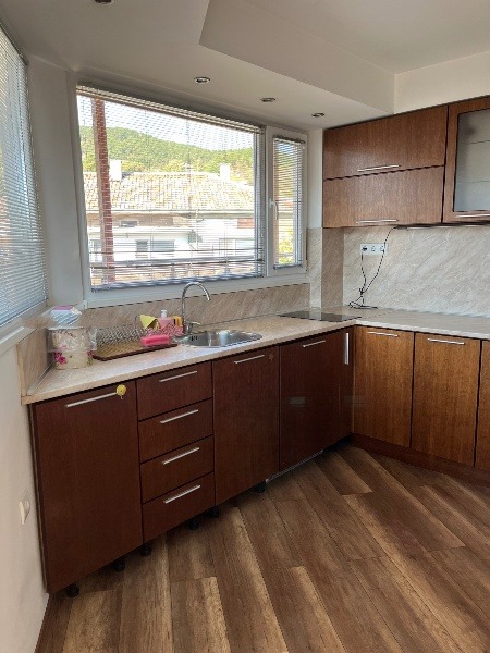 Дава под наем 2-СТАЕН, гр. Асеновград, област Пловдив, снимка 10 - Апартаменти - 52492575