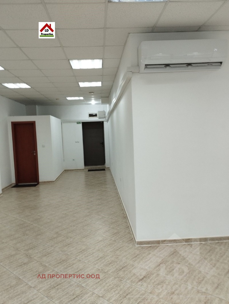 Дава под наем ОФИС, гр. Варна, Левски 1, снимка 6 - Офиси - 52235519