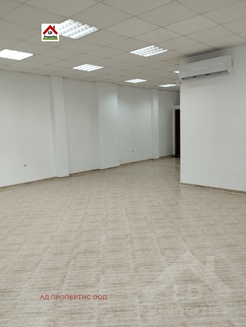 Дава под наем ОФИС, гр. Варна, Левски 1, снимка 4 - Офиси - 52235519