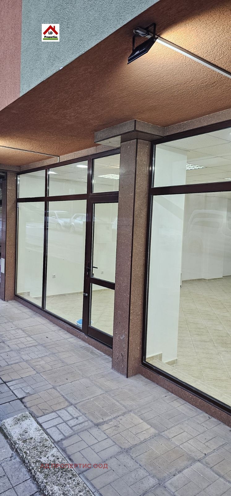 Дава под наем ОФИС, гр. Варна, Левски 1, снимка 2 - Офиси - 52235519