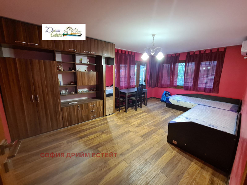 De inchiriat  Studio Sofia , Cniajevo , 55 mp | 93912200 - imagine [2]