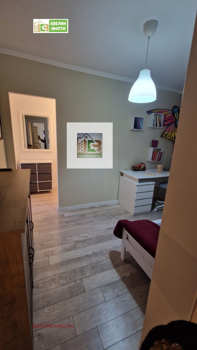 Дава под наем 4-СТАЕН, гр. Русе, Възраждане, снимка 13 - Апартаменти - 53503858