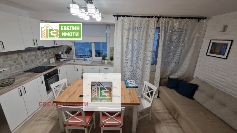 Дава под наем 4-СТАЕН, гр. Русе, Възраждане, снимка 3 - Апартаменти - 53503858