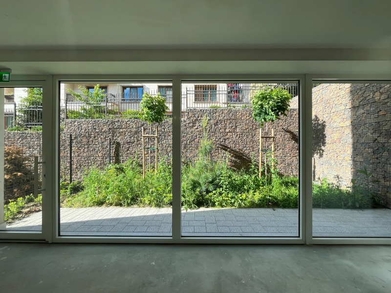 A louer  Bureau Sofia , Mladost 2 , 203 m² | 63482575