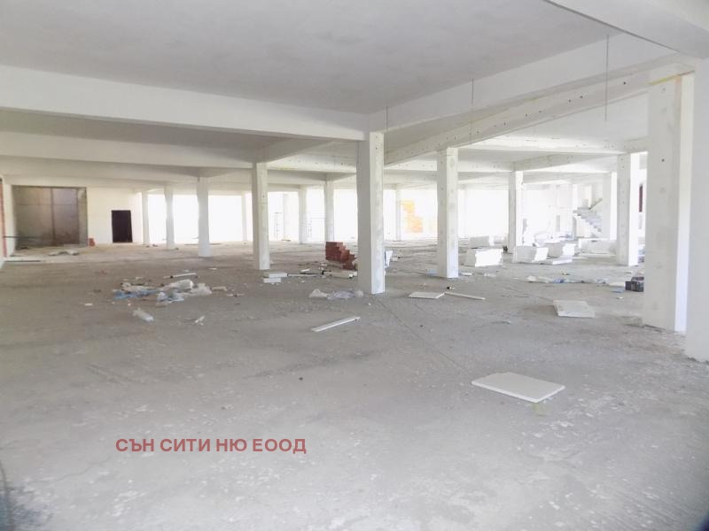 K pronájmu  Úložný prostor Sofia , Malaševci , 2200 m2 | 58513831 - obraz [3]