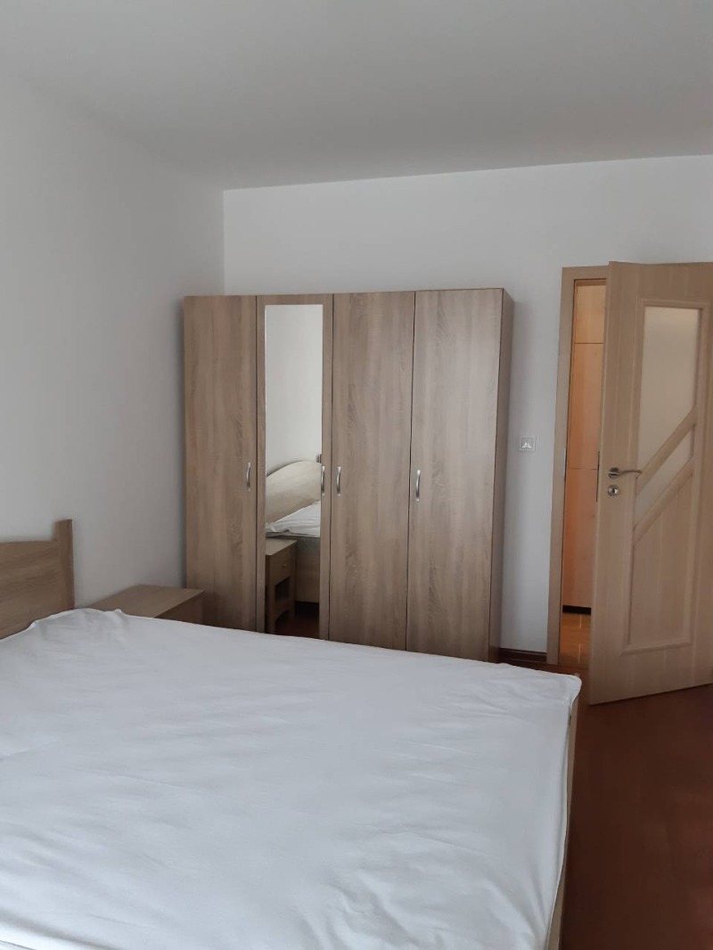 Zu vermieten  1 Schlafzimmer Sofia , Nadeschda 3 , 60 qm | 76206225 - Bild [4]