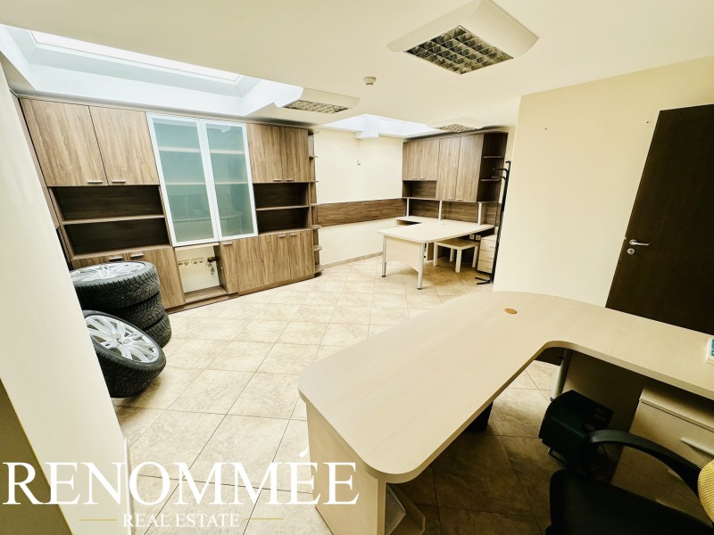 Do wynajęcia  Biuro Sofia , Lozenec , 20 mkw | 21008424 - obraz [2]