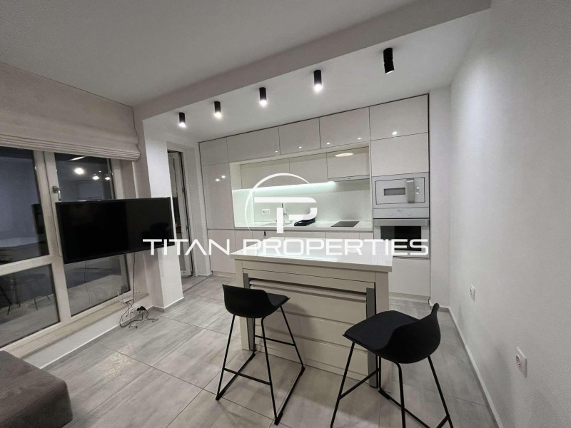 Do wynajęcia  2 sypialnie Warna , Briz , 100 mkw | 25756045