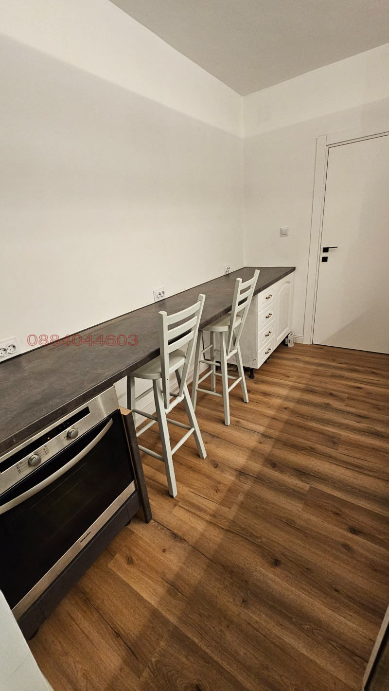 Дава под наем 3-СТАЕН, гр. Пловдив, Кючук Париж, снимка 9 - Апартаменти - 53423762