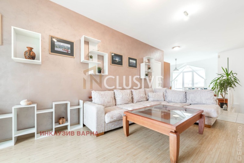 A louer  Maisonnette Varna , Tsentar , 147 m² | 59817292