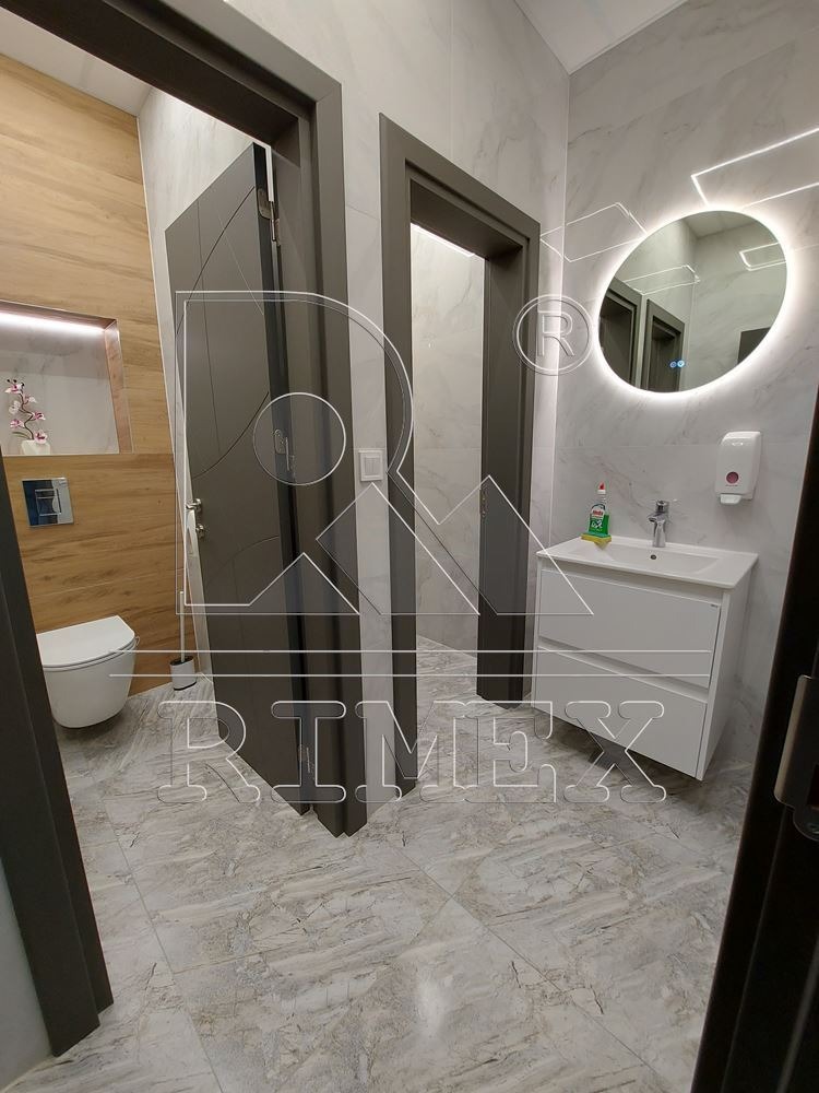 Da affittare  Edificio industriale Plovdiv , Industrialna zona - Iug , 1100 mq | 61415766 - Immagine [8]