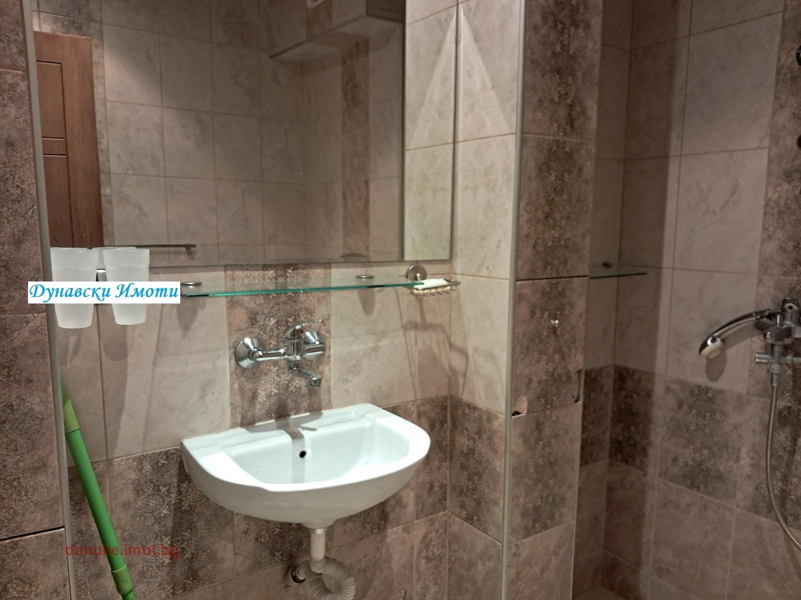 Дава под наем 2-СТАЕН, гр. Русе, Център, снимка 15 - Апартаменти - 53800905