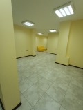 Под наем ОФИС, град Враца, Център • 690 лв. • 72296895 — Holmes.bg