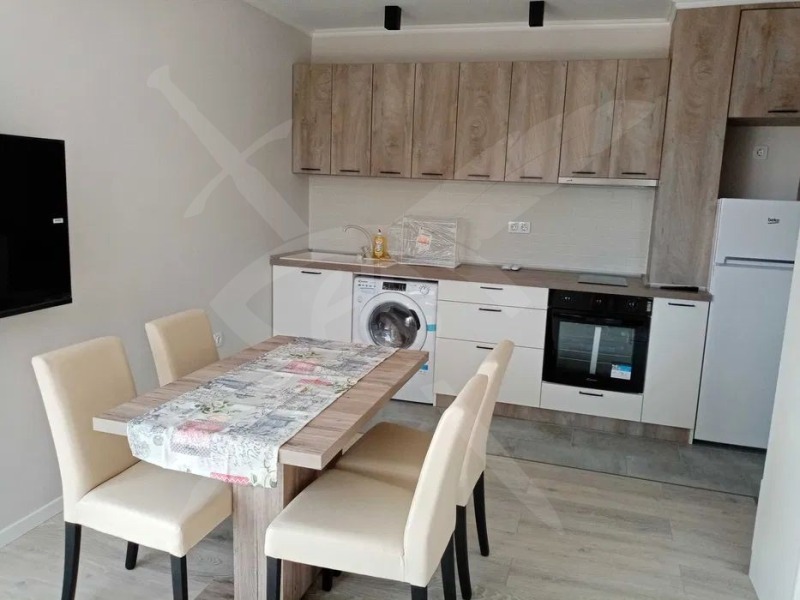 Дава под Наем 2-СТАЕН в град Варна, Възраждане 3 - 43 кв.м / 450 € » 880.12 лв., ЕКС НВД ООД