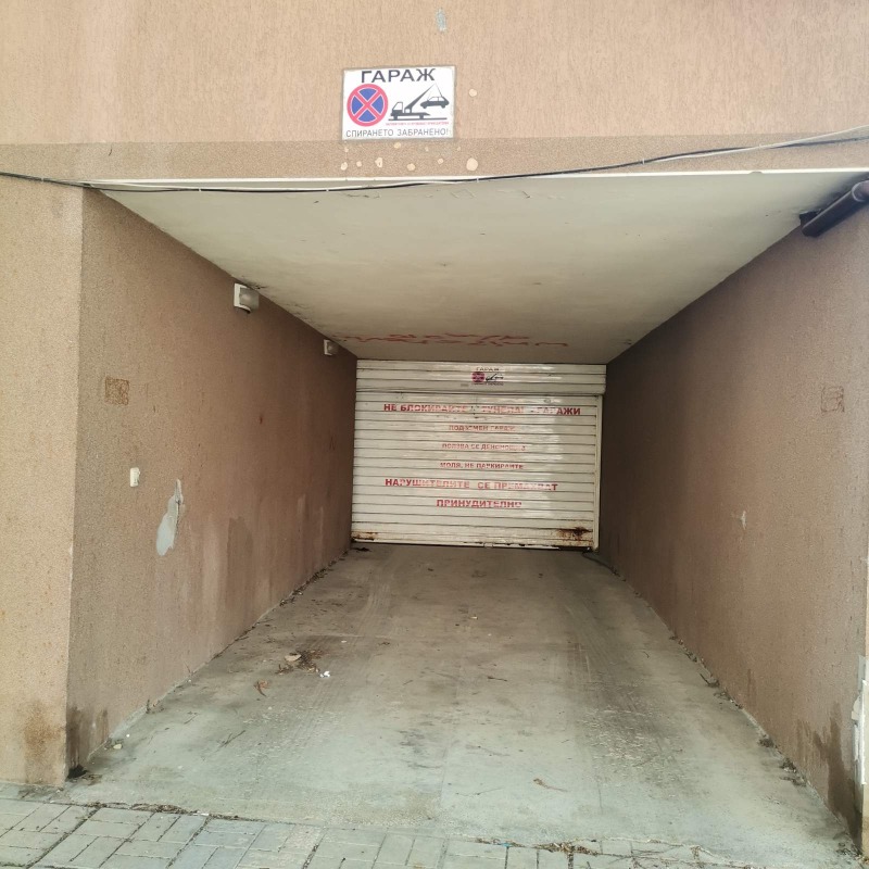 A louer  Place de parking Varna , Kolhozen pazar , 12 m² | 35290055