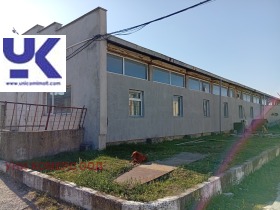 Industrie gebouw Bozjurishte, regio Sofia