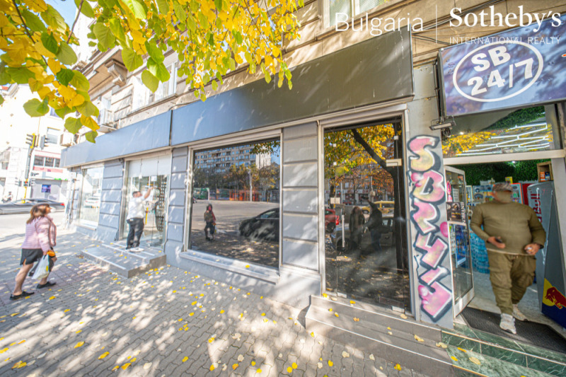 De inchiriat  Magazin Sofia , Țentâr , 112 mp | 62283674 - imagine [2]