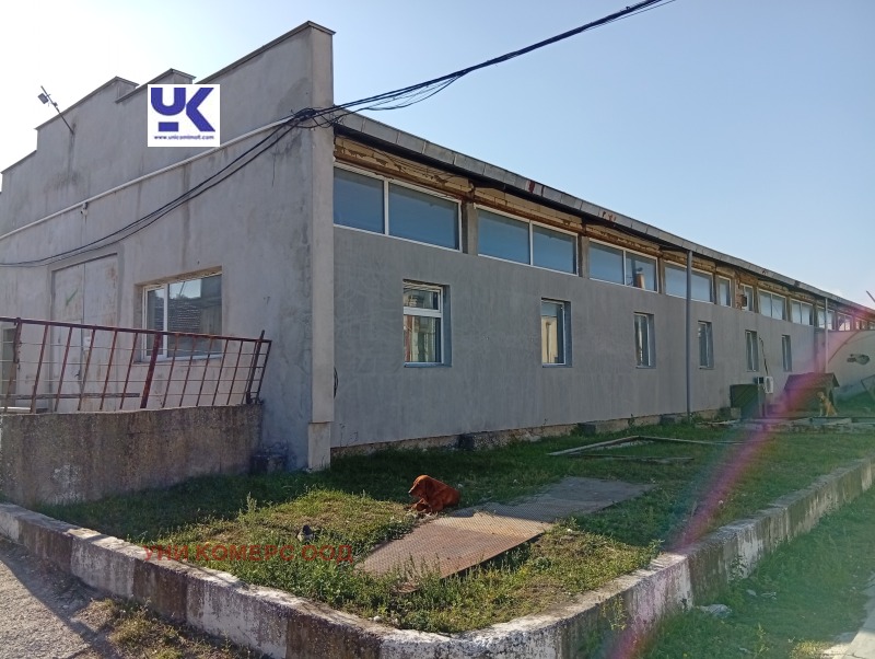Kiralık  Endüstriyel bina bölge Sofia , Bojurişe , 680 metrekare | 38739607