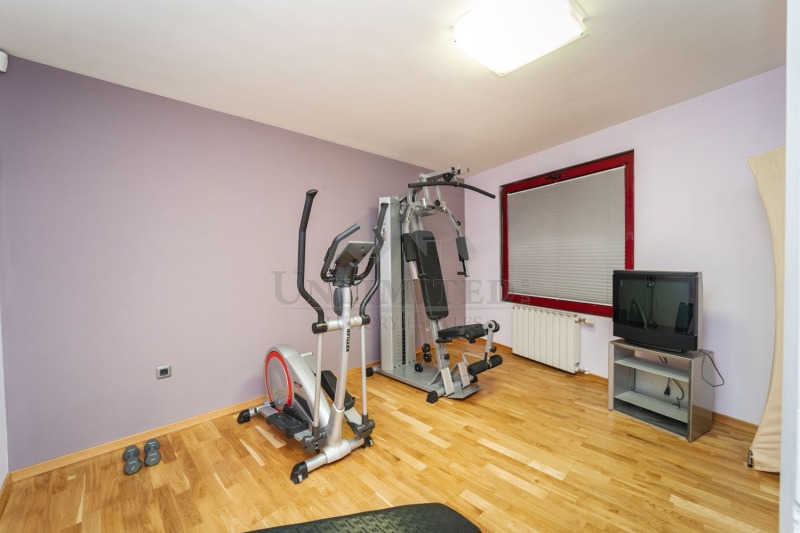 Kiadó  3 hálószobás Sofia , Knjazsevo , 200 négyzetméter | 90984489 - kép [12]
