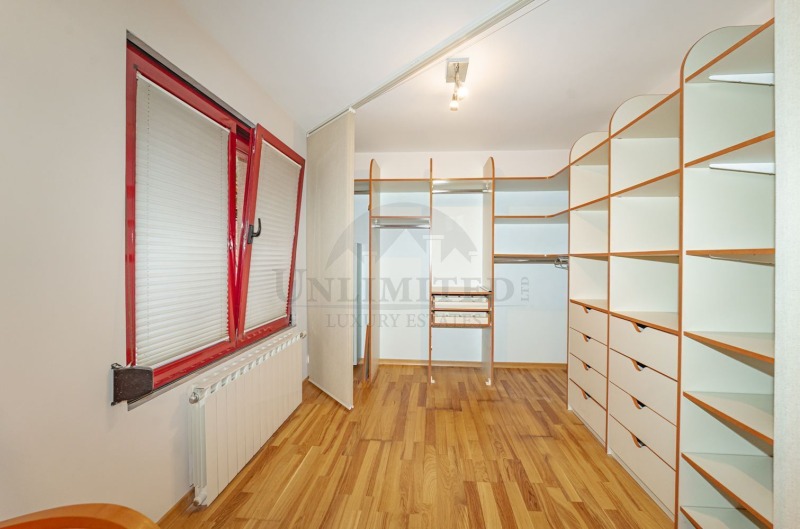 Kiadó  3 hálószobás Sofia , Knjazsevo , 200 négyzetméter | 90984489 - kép [8]